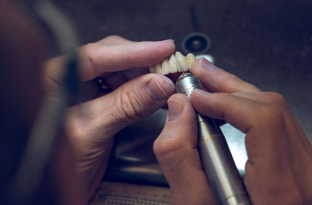 Wie Lange Dauert Zahn Abschleifen Für Krone Zähne abschleifen: Wann es notwendig ist